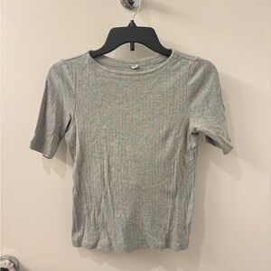 Uniqlo Heather Gray Ribbed Top